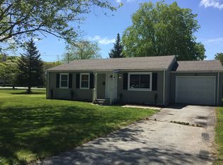 153 Ring Dr, Groton, CT 06340