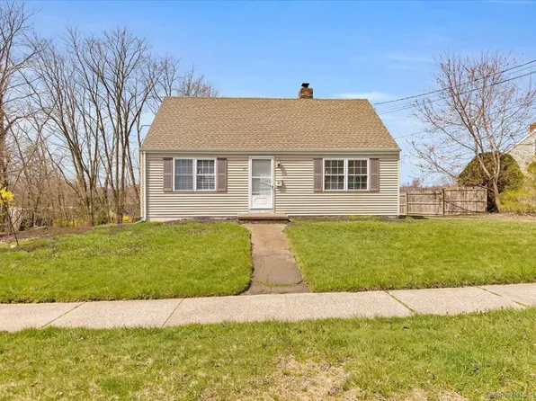 42 Tremper Drive, Wallingford, CT 06492