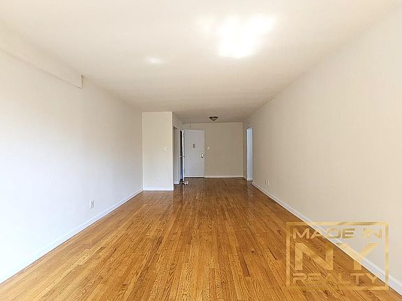 5th image of 22410 Jamaica Ave APT 1E