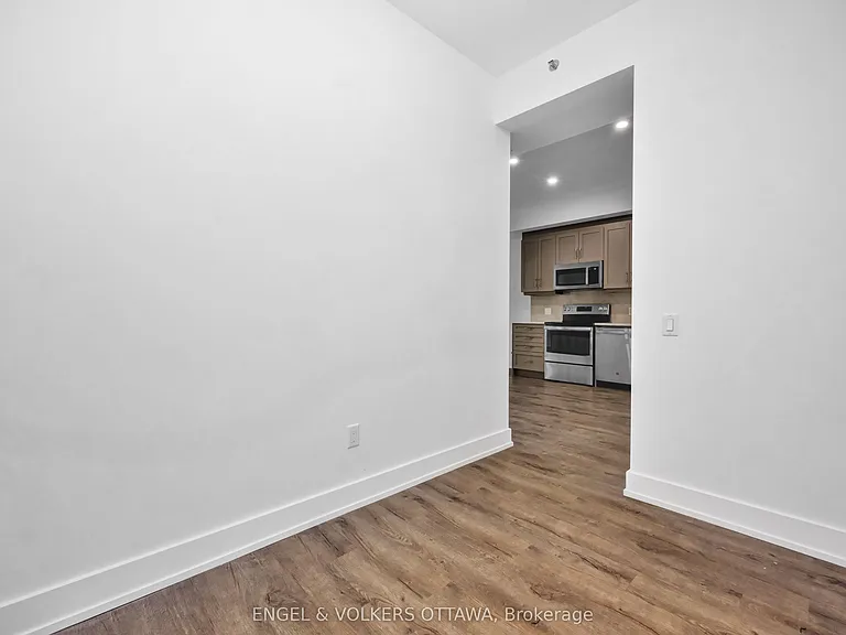280 Crichton St #105 — Photo 21