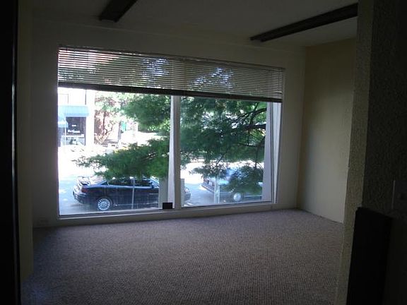 3rd image of 4936 W Pine Blvd APT 1