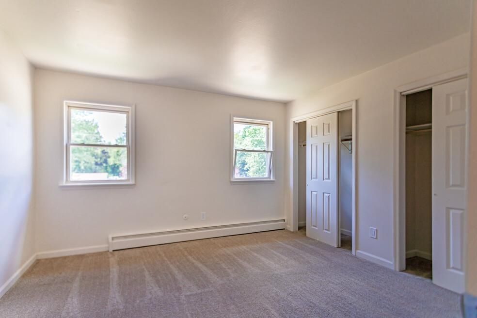 Bldg A/ Bedroom(2)
