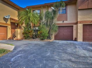 11257 SW 9th Ct, Hollywood, FL 33025