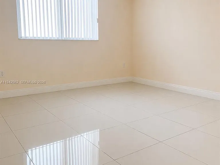 1861 NW South River Dr #1504 — Photo 8