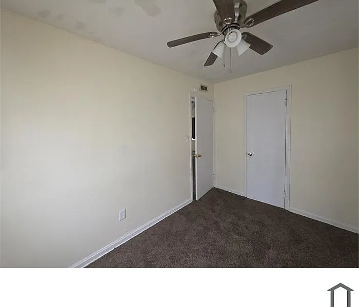 2 bed, 696 sqft, $1,275 — Photo 2
