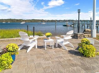 15 Riverview Ave, Bristol, RI 02809