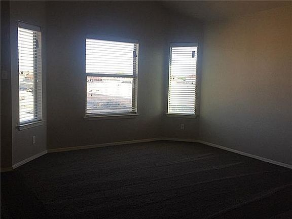 4th image of 129 Alamito Creek Ave