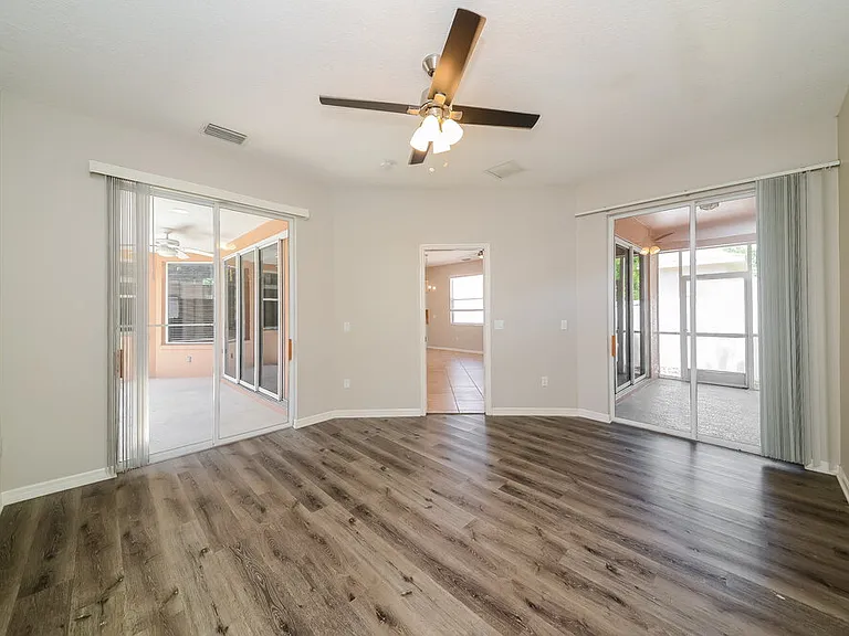 1073 Whitegate Ct — Photo 10