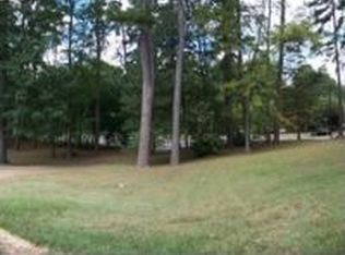 504 E Pinecrest Dr, Marshall, TX 75670
