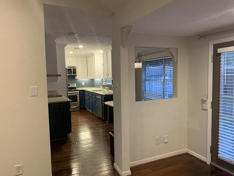 6318 Leaf Arbor Dr — Photo 7