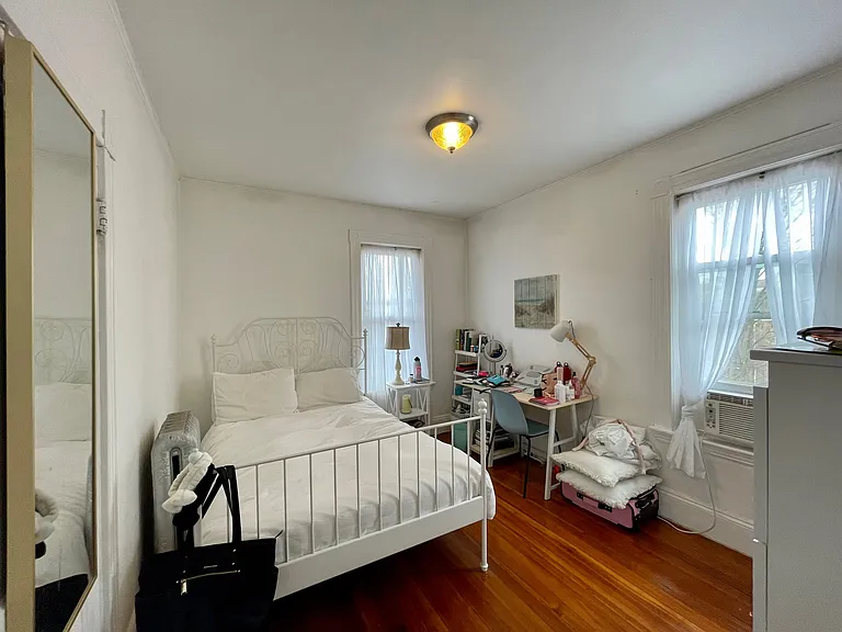 162 Kelton St #3X — Photo 8