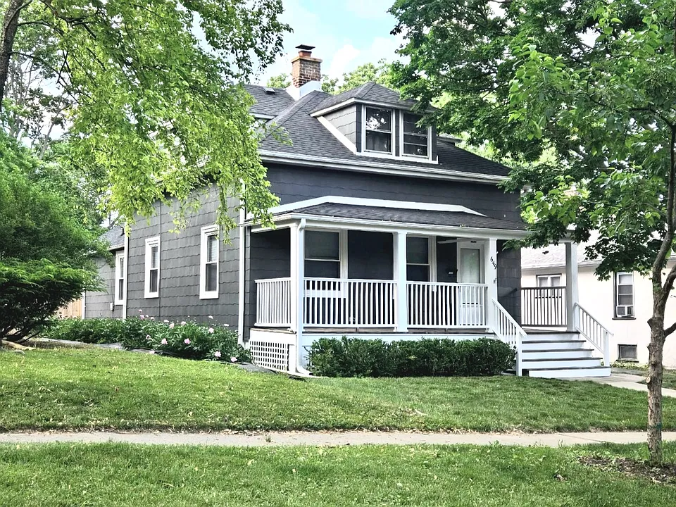 649 Vine Ave