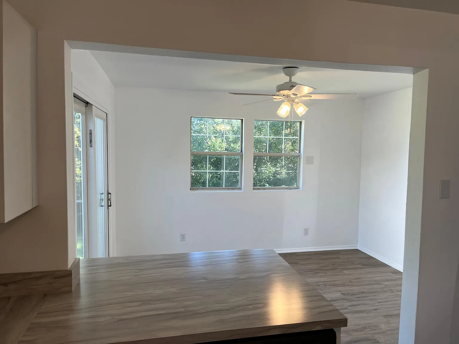 245 Monica Dr — Photo 2