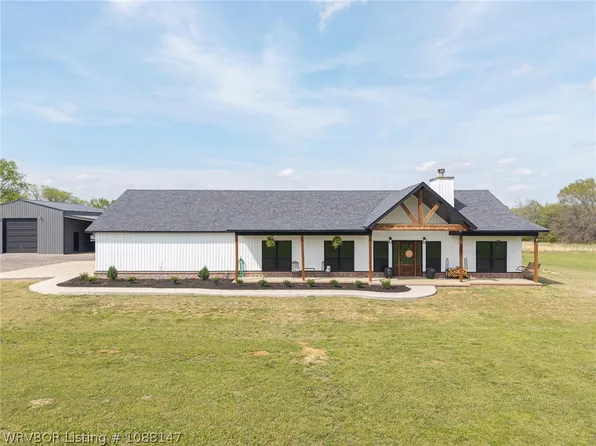 3107 E McKenzie Ave, Pocola, OK 74902