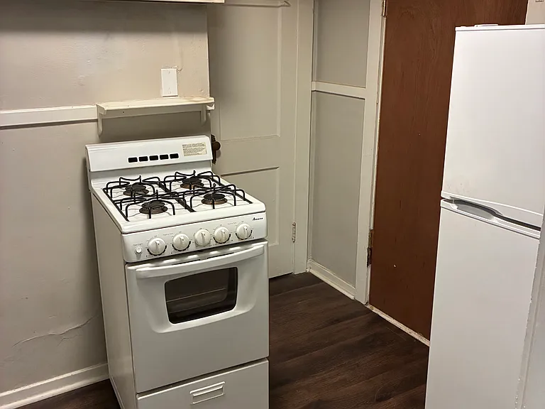 2035 S 50th St #D — Photo 6