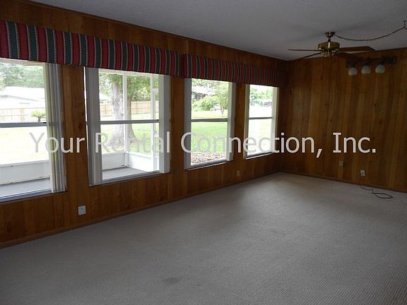 5th image of 621 Glendale St