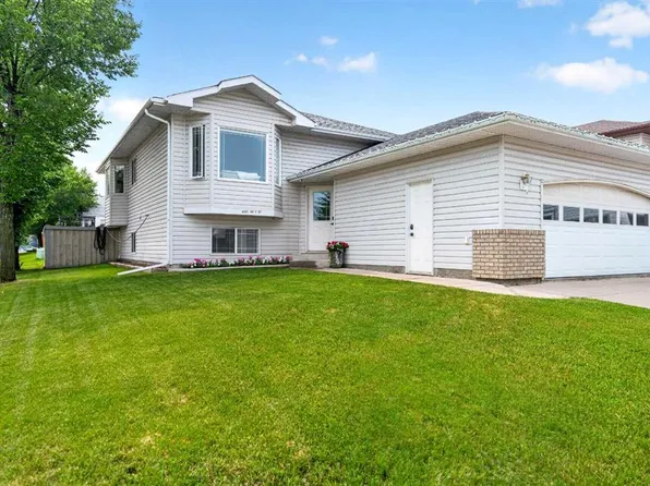 6602 N 98c St, Grande Prairie, AB T8W 2T4