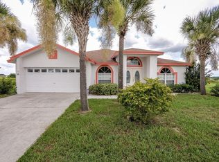 973 Highland Crest Cir, Lake Wales, FL 33853