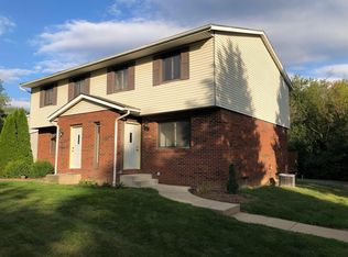 5180 Bundoran St NW, North Canton, OH