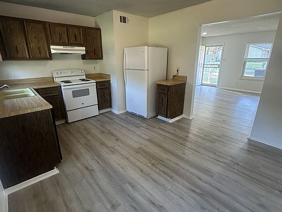 5th image of 1804 Neely St