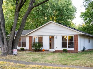 3314 Saratoga Dr, Champaign, IL