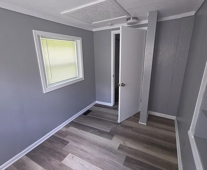 1918 S Willow Ave — Photo 18