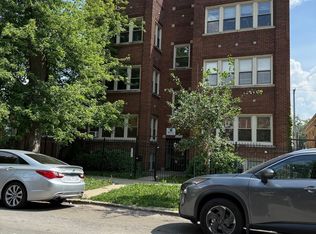 4027 W Crystal St APT 2, Chicago, IL 60651