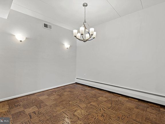 3rd image of 6301A N Charles St #102