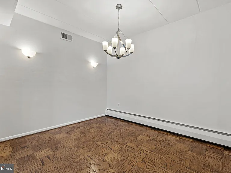 6301A N Charles St #102 — Photo 3