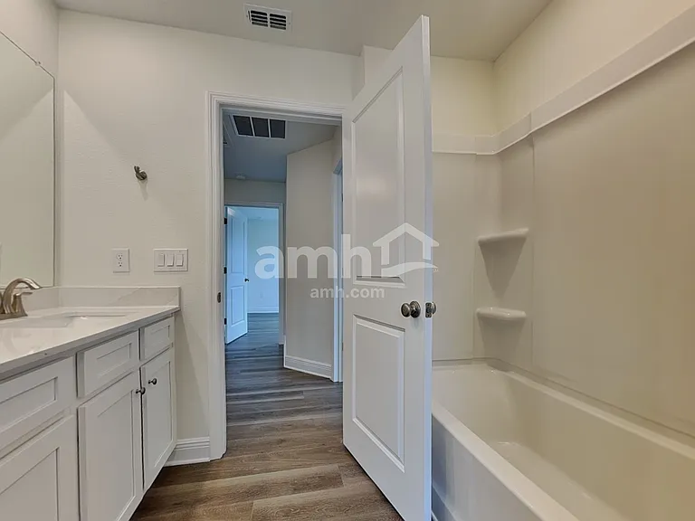 1768 Meadowgrove Ave — Photo 14