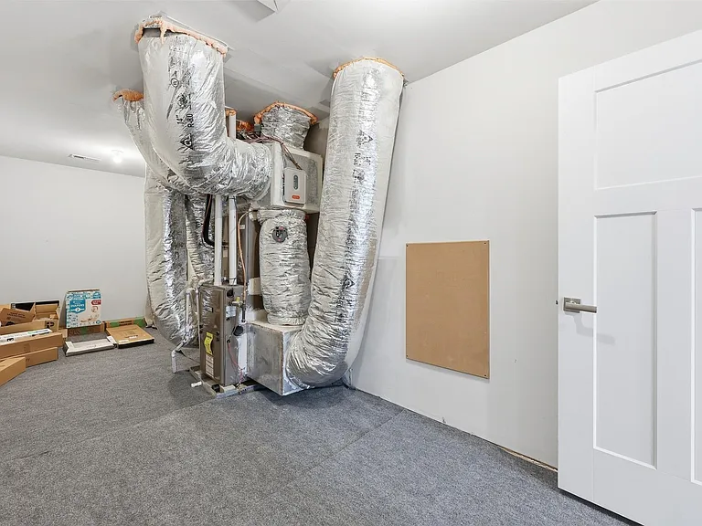 6425 Cumberland Dr #23 — Photo 31