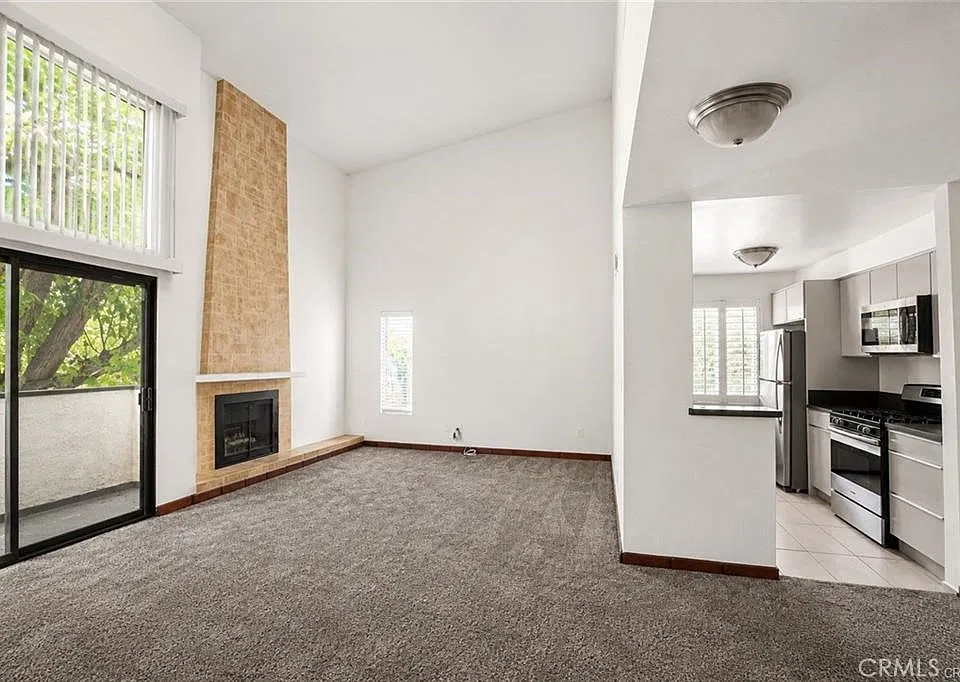 5255 Bellingham Ave #5