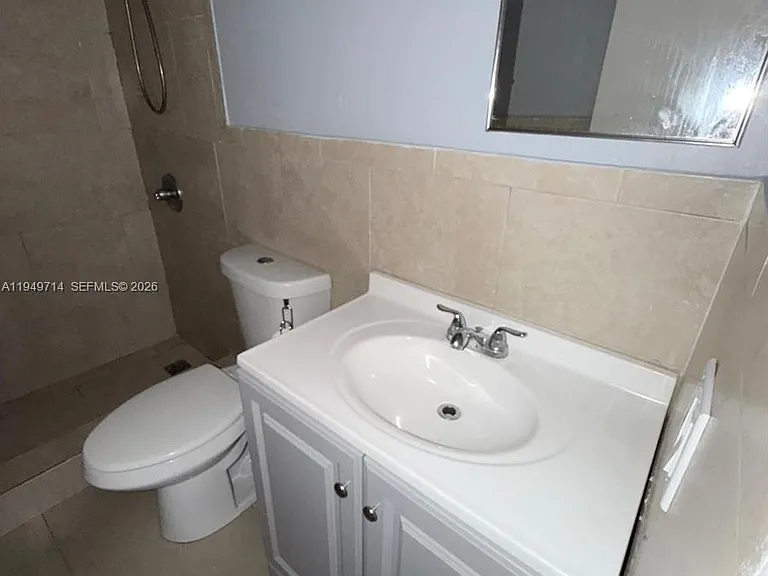 7010 NW 186th St #5-201 — Photo 7