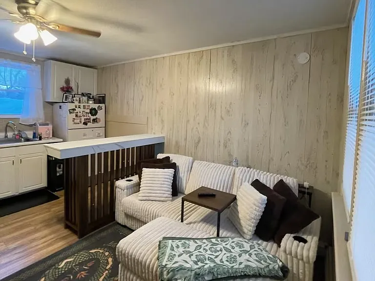 146 Hilldale Rd #3 — Photo 2