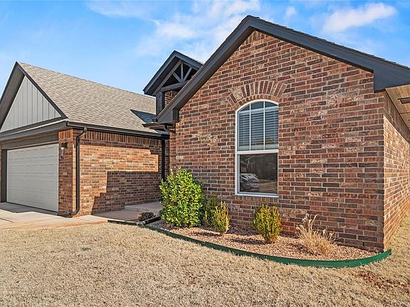3rd image of 14108 Upper Village Dr