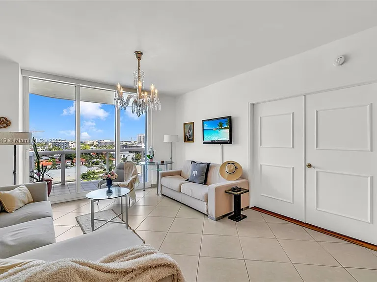 9559 Collins Ave #S8-G — Photo 12