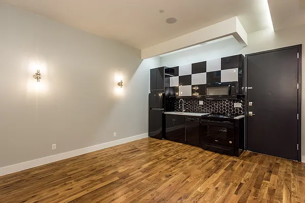 Rented by Nooklyn NYC LLC | media 2