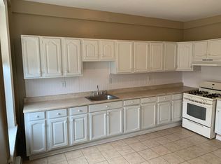 250 W Main St APT 3, Meriden, CT 06451