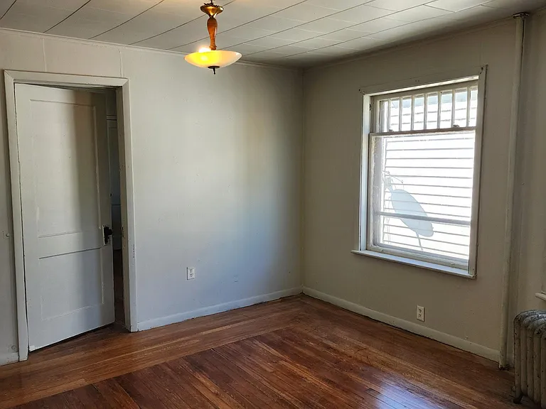 22 Lincoln Ave #2N — Photo 6