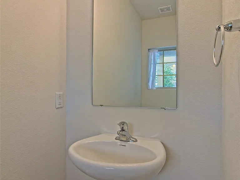 555 White Steppe Way — Photo 19