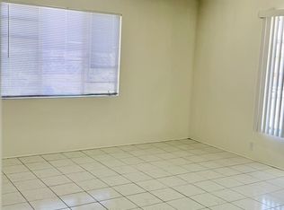 929 Elm Ave APT 4, Long Beach, CA 90813