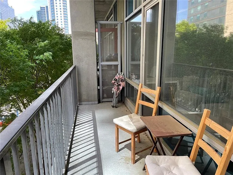 845 Spring St NW #213 — Photo 5