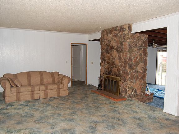 3rd image of 3125 N Macy St