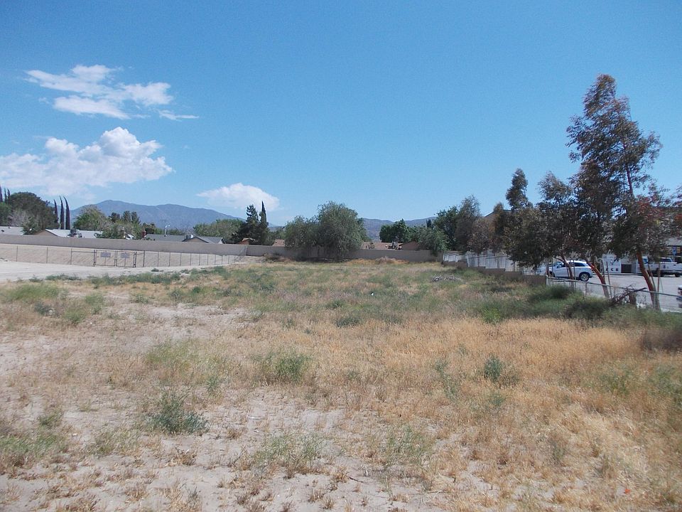 1st image of Pearblossom Hwy