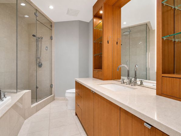 2 bedroom rental in Vancouver — photo 16
