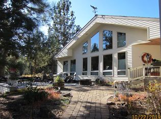 1950 NW Putnam Rd, Bend, OR 97703