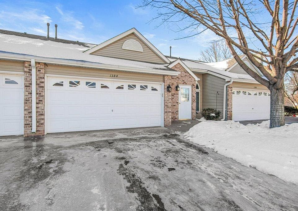 1st image of 1384 130th Ln NE