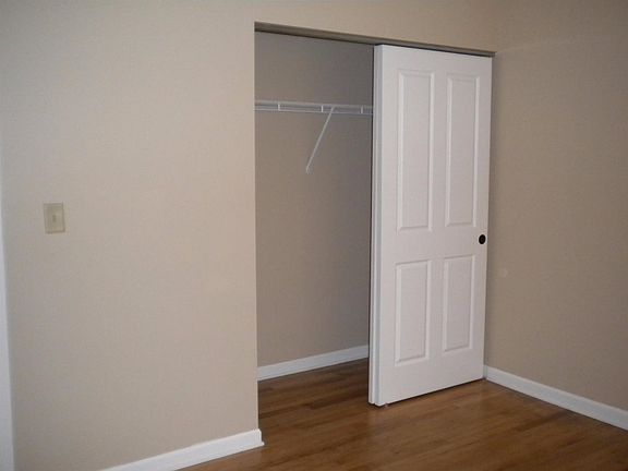 5th image of 6944-6956 Jackson Ct