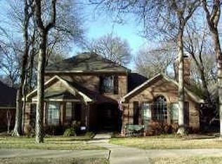 813 Spring Lake Dr, Garland, TX 75043