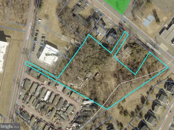 3837 Graham Park Rd, Triangle, VA 22172